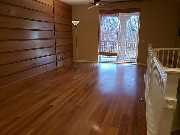 5th image of 586 Cedarville Ln