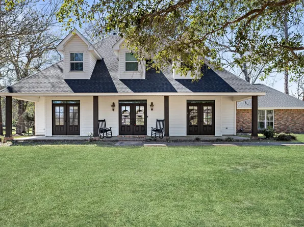 1342 Woodway Blvd, Sour Lake, TX 77659