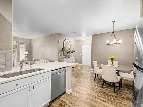 8496 S Hoyt Way #206, Littleton, CO 80128