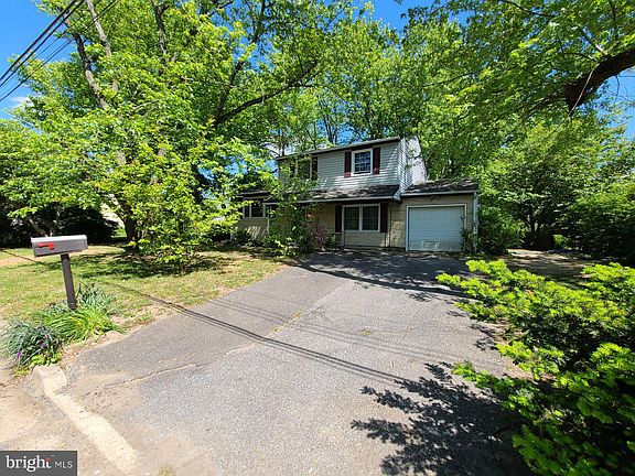 2nd image of 3041 Athens Way