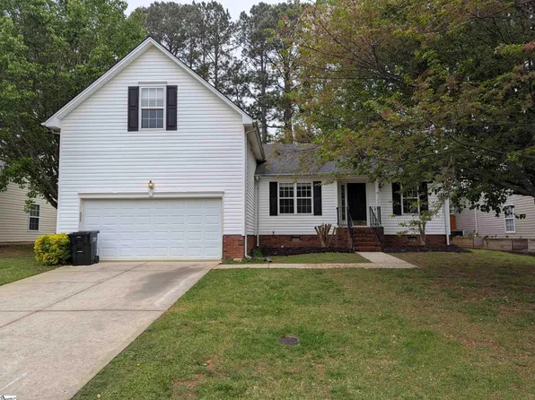 6 Westshire Dr, Simpsonville, SC 29681