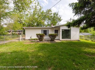 830 Dornell Ave, Lansing, MI