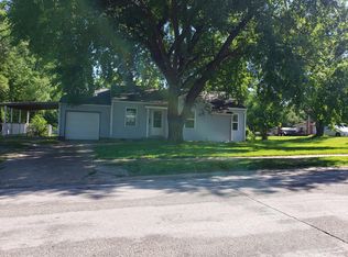 800 Vest Dr, Warrensburg, MO 64093