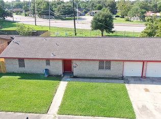 101 Canterbury Ln, Victoria, TX 77904