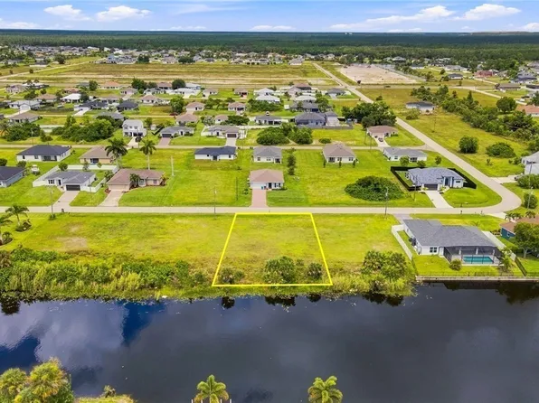 1250 NE 40th St, Cape Coral, FL 33909