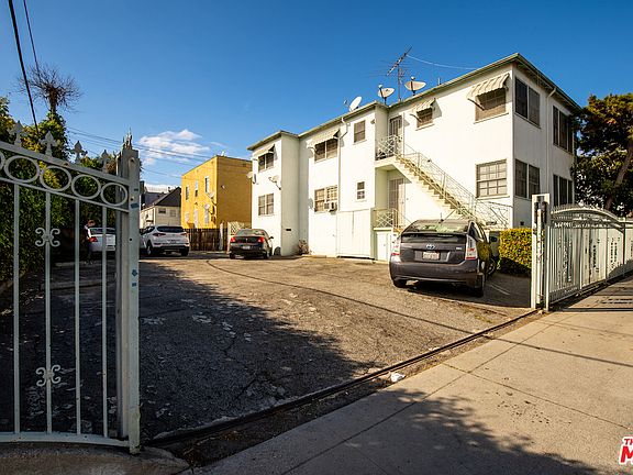 5th image of 5300 Loma Linda Ave