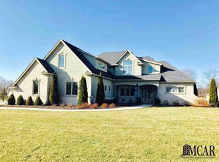 1631 Glenridge Ln, Monroe, MI