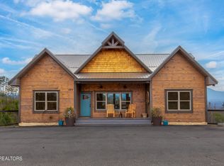 1529 Majestic Mountain Dr, Sevierville, TN 37876