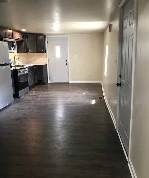 154 W Jefferson St — Photo 13