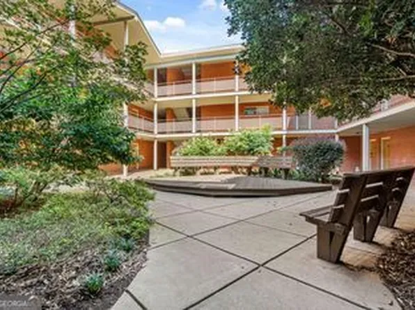 250 Little St APT B102, Athens, GA 30605