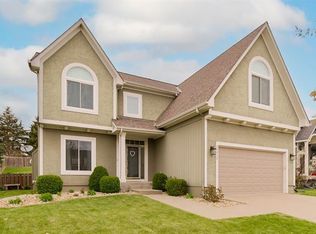 21512 W 98th St, Lenexa, KS 66220