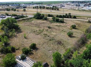 301 Chuckwagon Rd, Ogallala, NE 69153