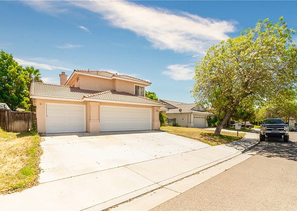 1st image of 1858 Rosemont Cir