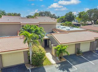 606 Saint Andrews Rd #47, Hollywood, FL 33021