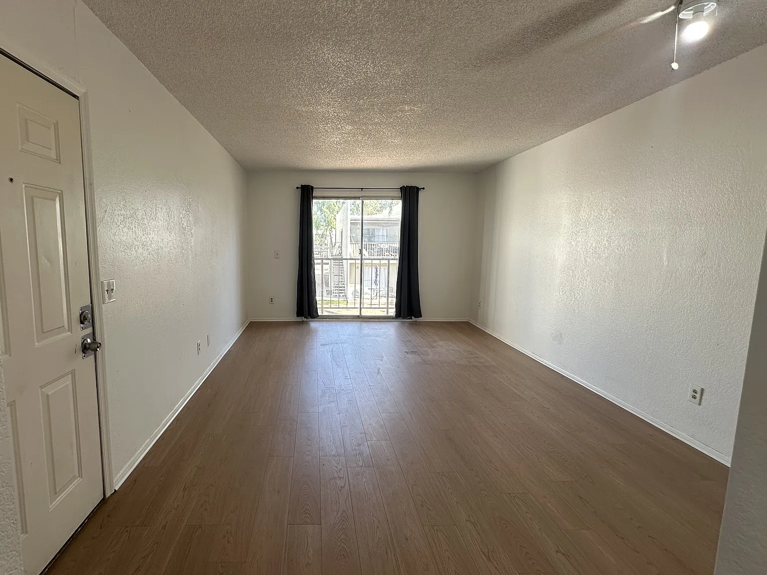 2844 E. Monte Cristo Avenue - 201 — Photo 4