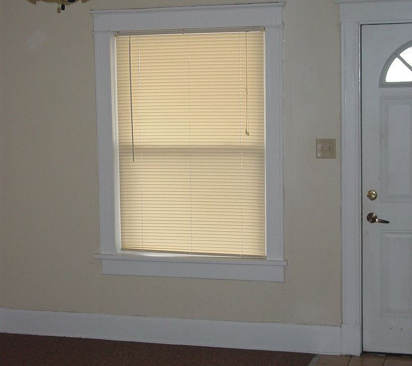 2nd image of 5403 Thompson Ave