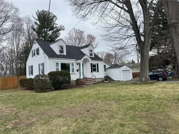 516 Church Ave, Warwick, RI 02889