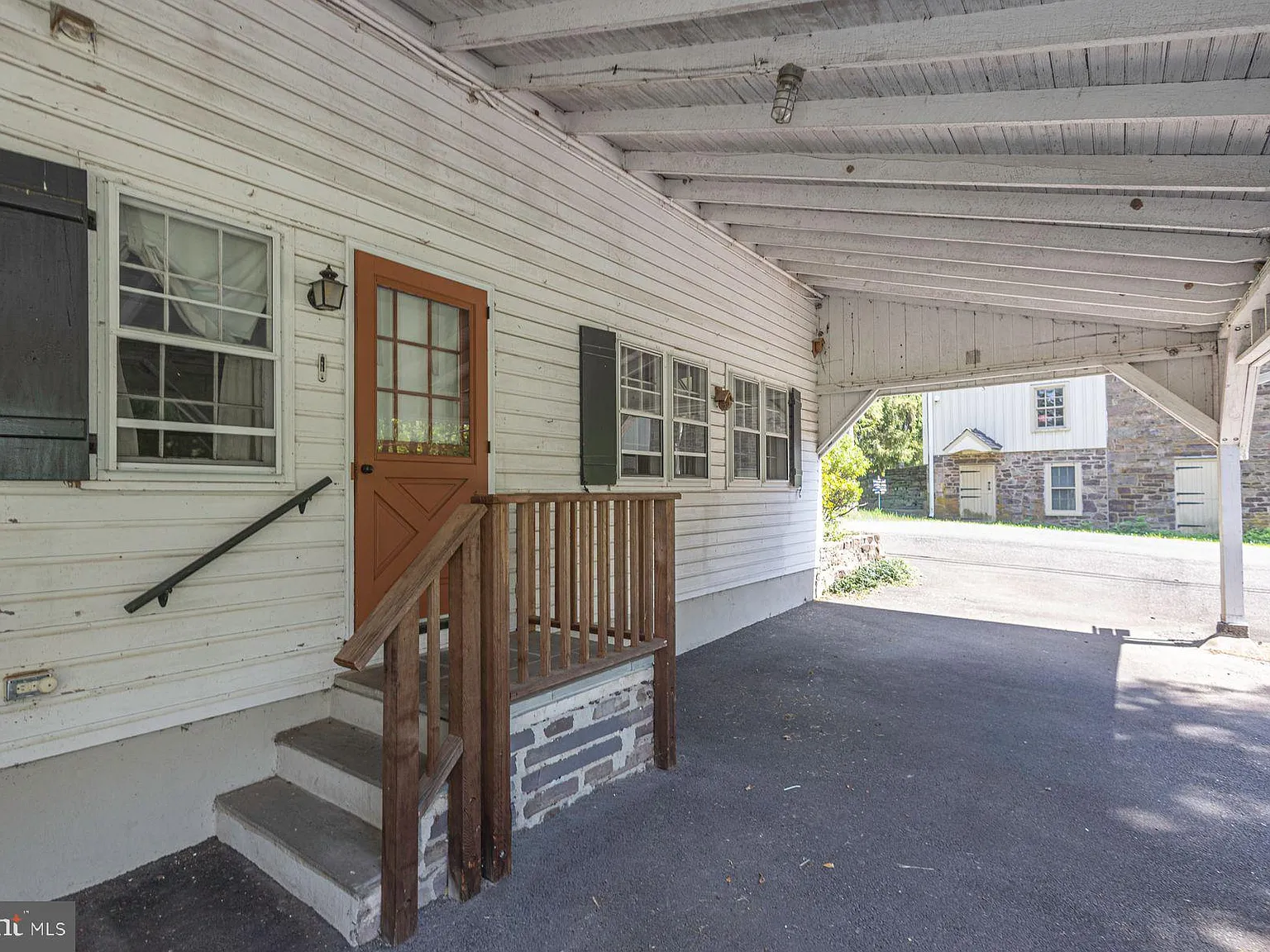 2 bed, 1.5 bath, 1500 sqft, $3,200 — Photo 4