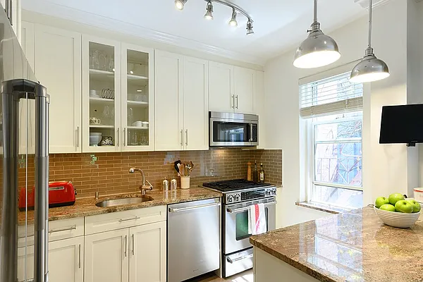Sold by Compass | media 2