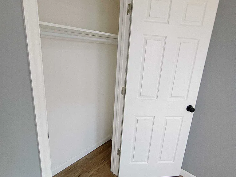 166 Ridgewood Ave — Photo 6