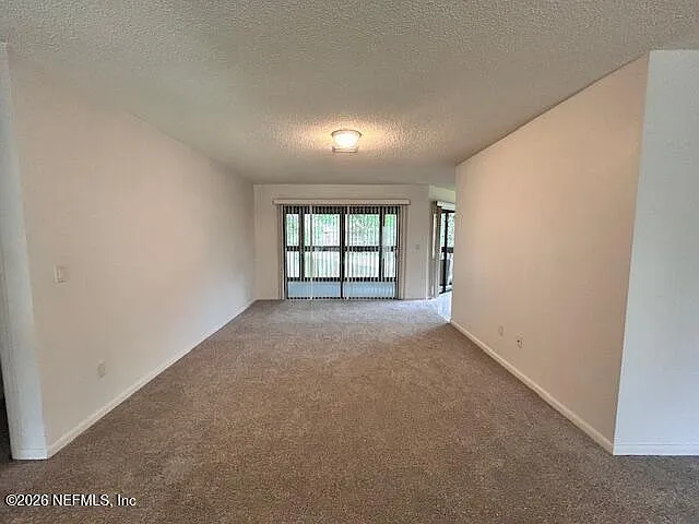 46 Hembury Ln — Photo 9