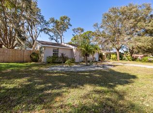3370 Island Date Cir, Sarasota, FL 34232