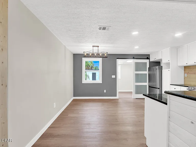 1408 Wilmont Ave — Photo 5