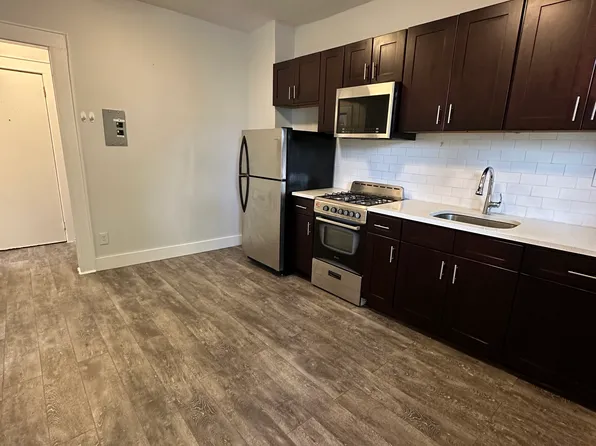145 Park Ave #5A, East Rutherford, NJ 07073