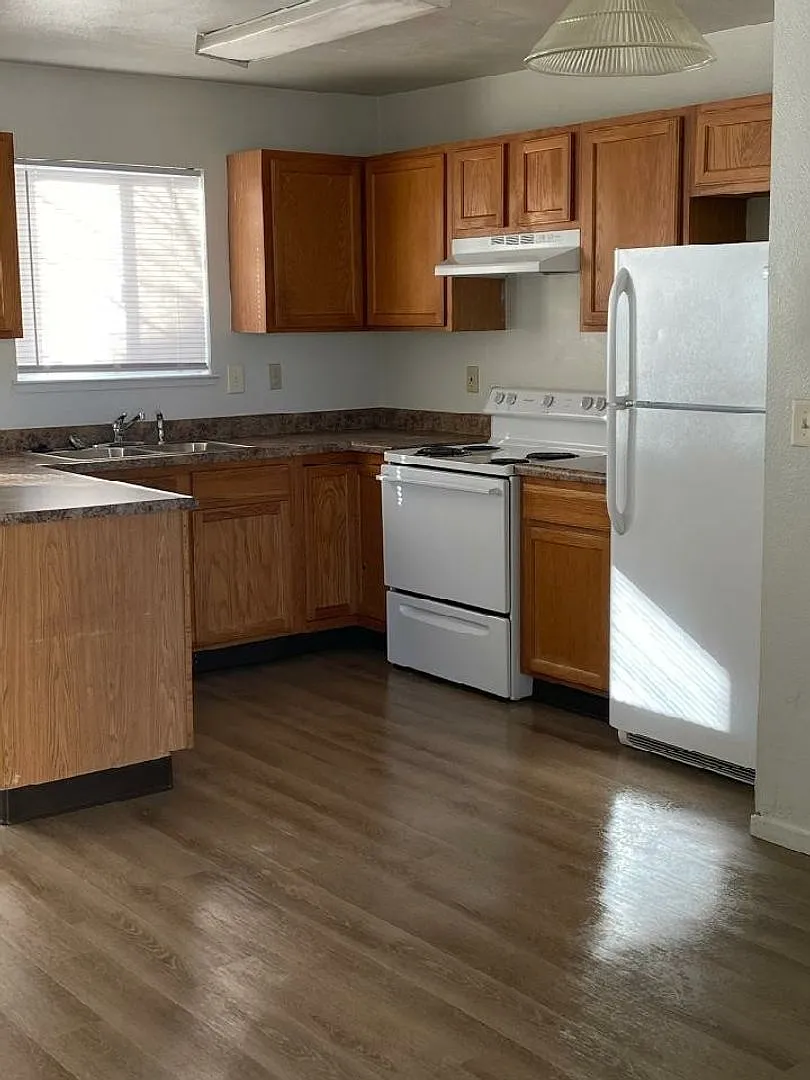 130 CURRY — Photo 3