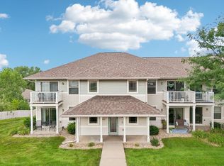 2836 N Pleasant View Rd #101, Middleton, WI 53562