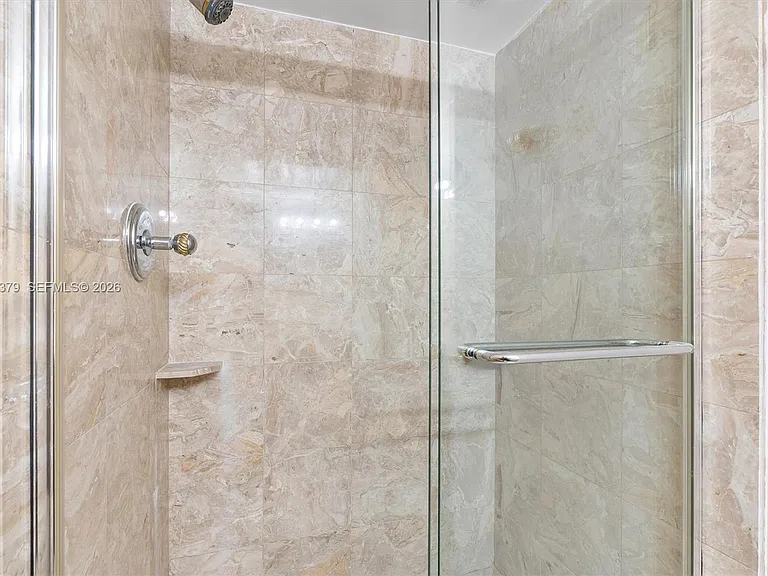 18031 Biscayne Blvd #1401 — Photo 20