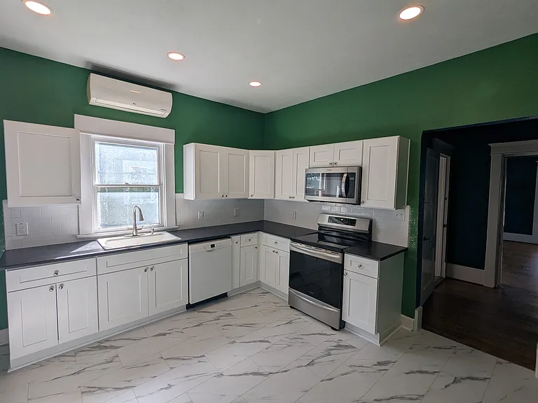 4526 Reiger Ave — Photo 7