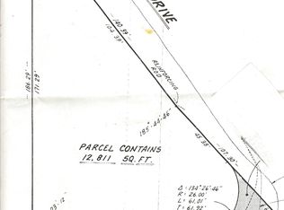 2 Craig Dr, Barrington, RI 02806