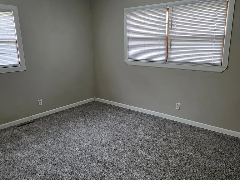 7814 W Quail Ln — Photo 36