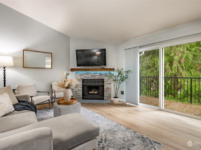 12028 100th Avenue NE #N301, Kirkland, WA, 98034