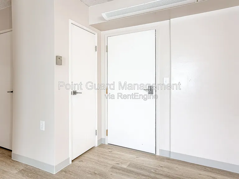 7460 Graceland Dr #325 — Photo 9
