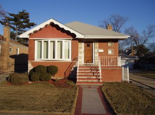 423 Granville Ave, Bellwood, IL