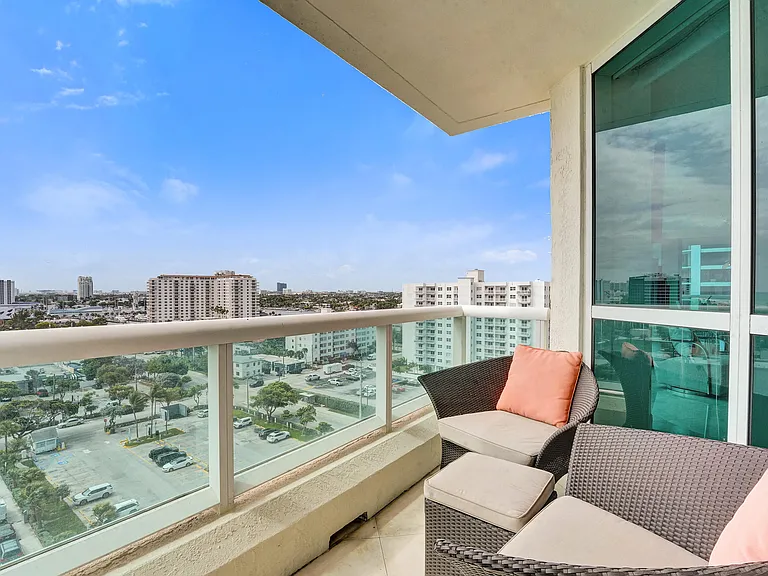 101 S Fort Lauderdale Beach Blvd #1107 — Photo 31