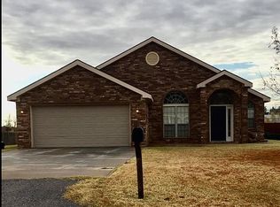 125 NE Uvon Ln, Elgin, OK 73538