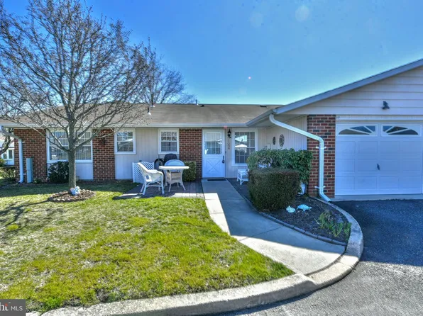 1125 Argyll Cir, Lakewood, NJ 08701