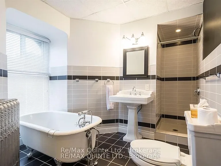 116 King St #5 — Photo 19