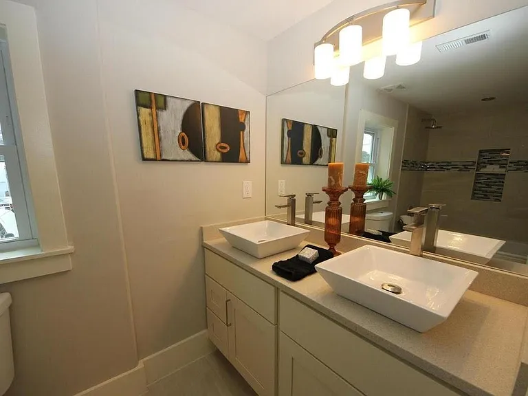 Master bath with double vanity