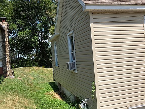 3rd image of 121 W Morgan St