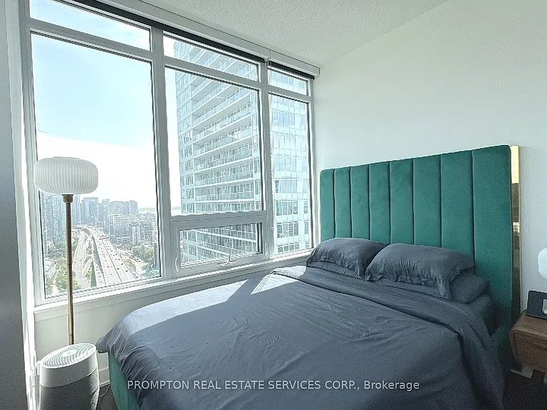 19 Bathurst St #3506 — Photo 14