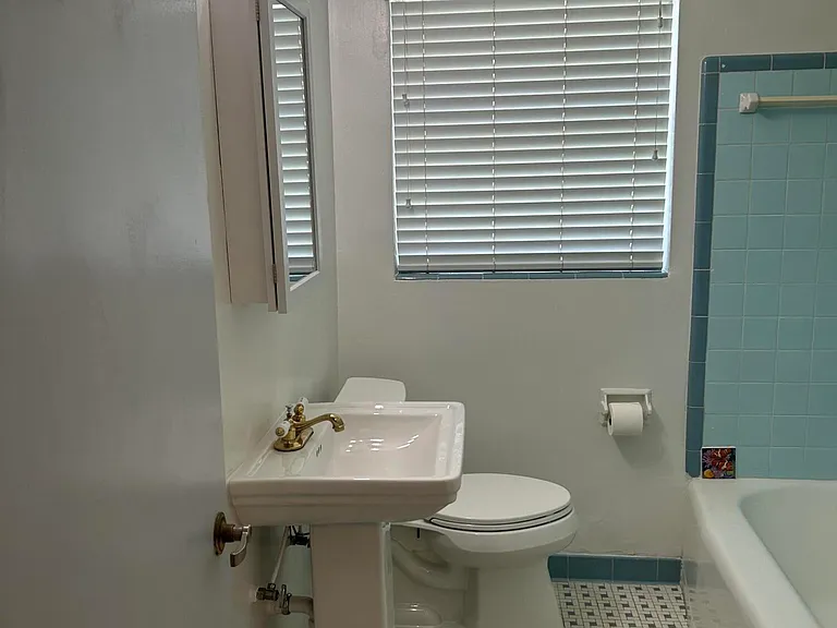 4323 Shirley Ave — Photo 9