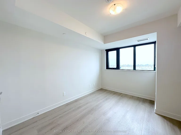 3385 Dundas St W #514 — Photo 6