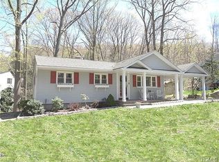 17 Torne Rd, Sloatsburg, NY 10974