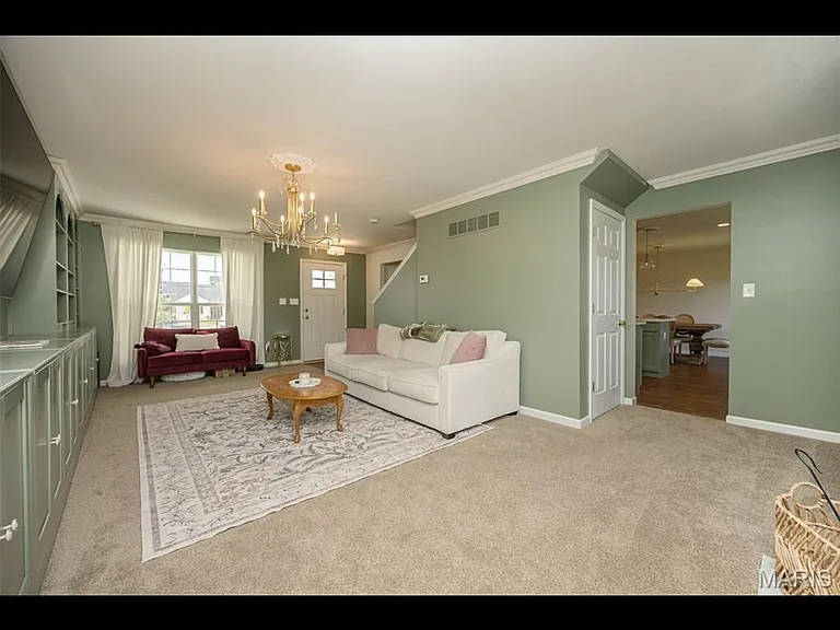 347 Cumberland Ct — Photo 10