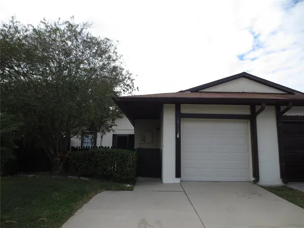 10122 Berry Field Ct, Orlando, FL 32821