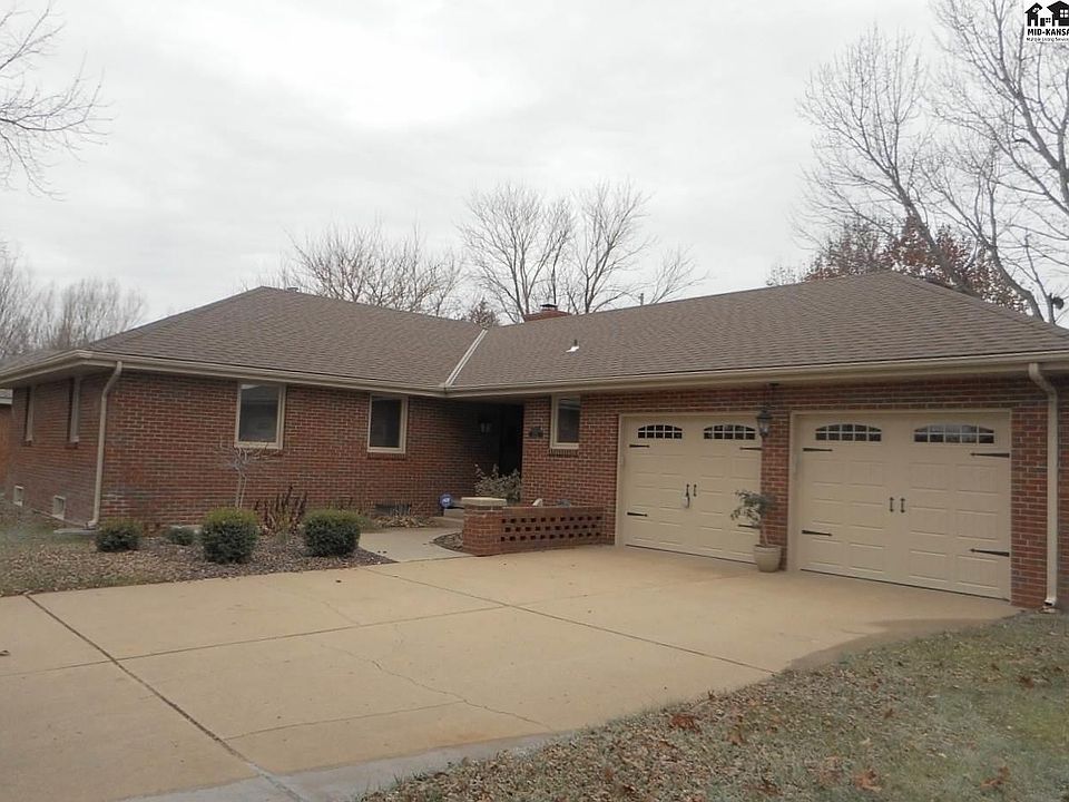 1st image of 2701 Westminster Dr